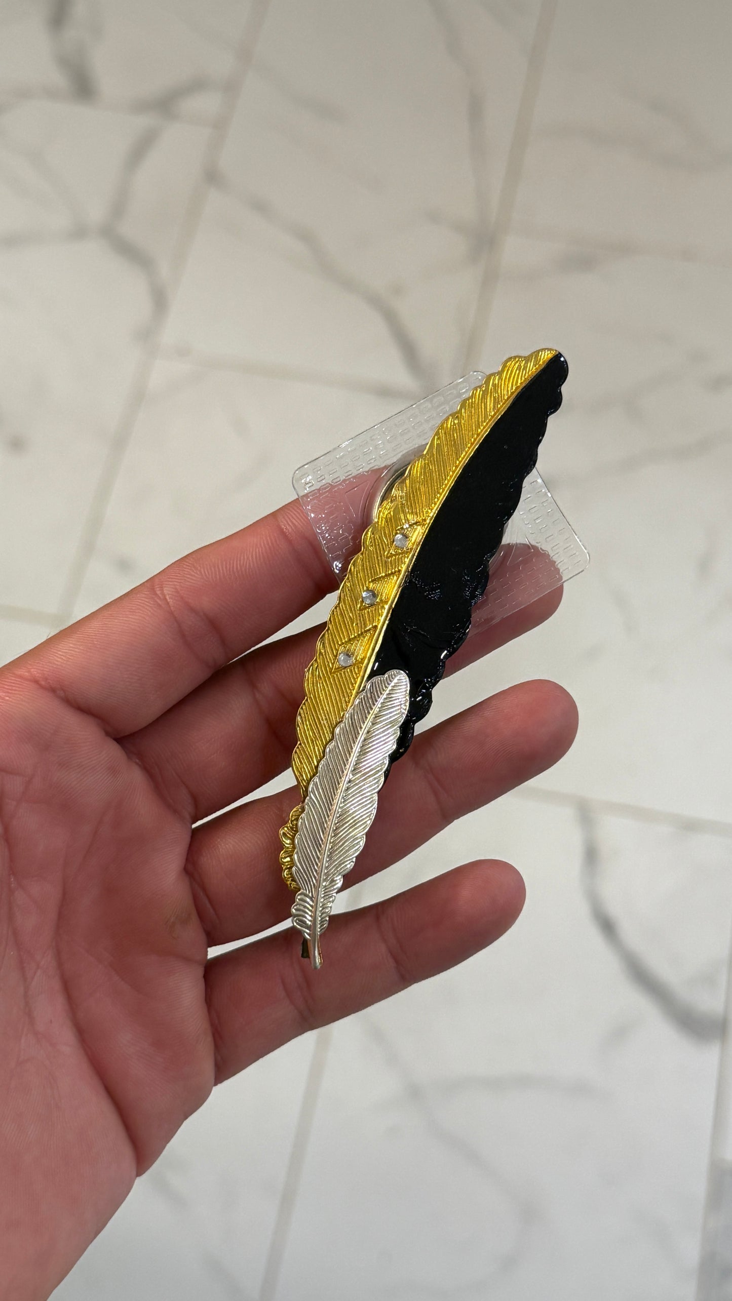 Black/Gold Magnetic Hat Feather