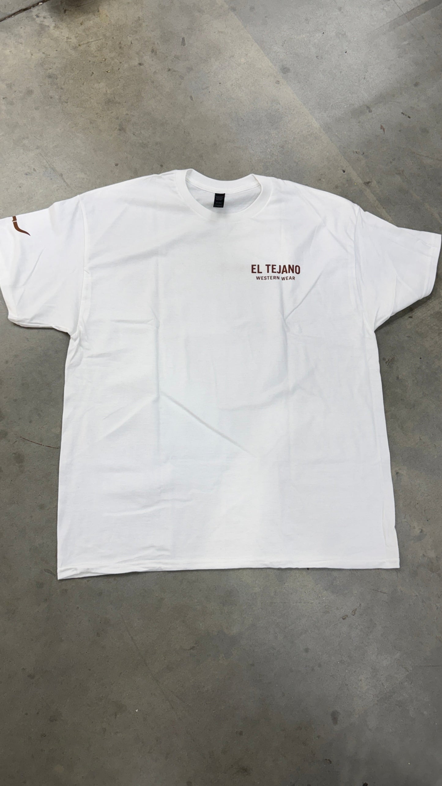 White Short Sleeve "Toro" t-shirt